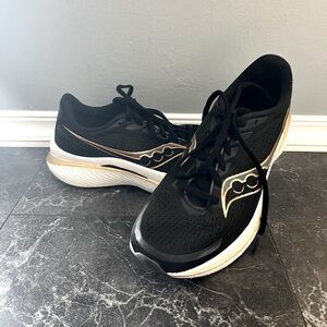 Women’s Saucony Endorphin Speed 3 size 9.5B EUC